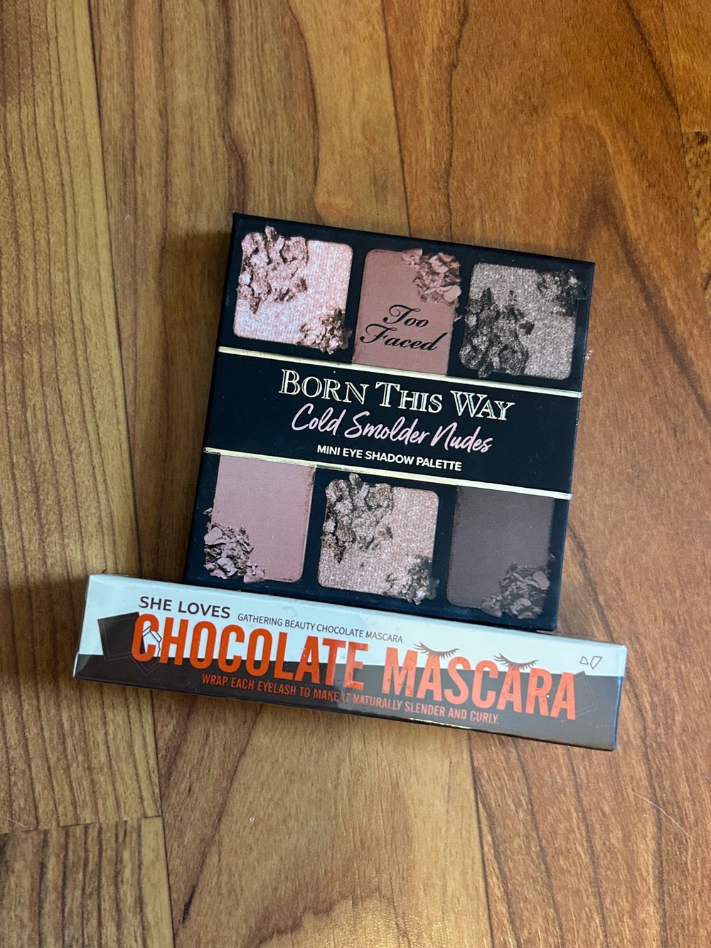 Two faced eyeshadow pallette
